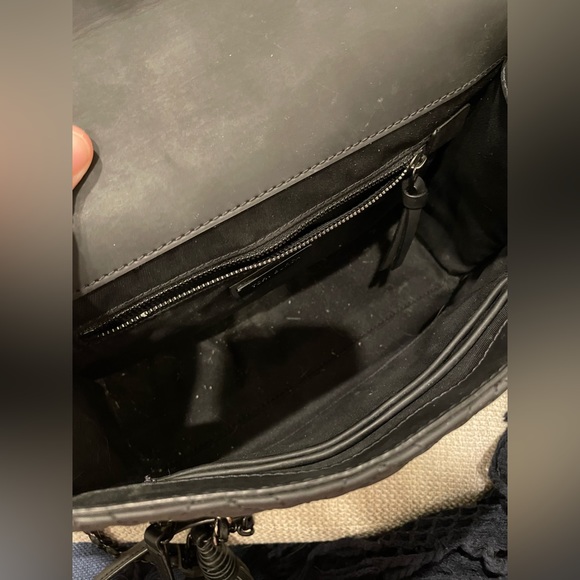 Tory Burch Large Fleming Matte Convertible Shoulder Bag - Picture 4 of 5